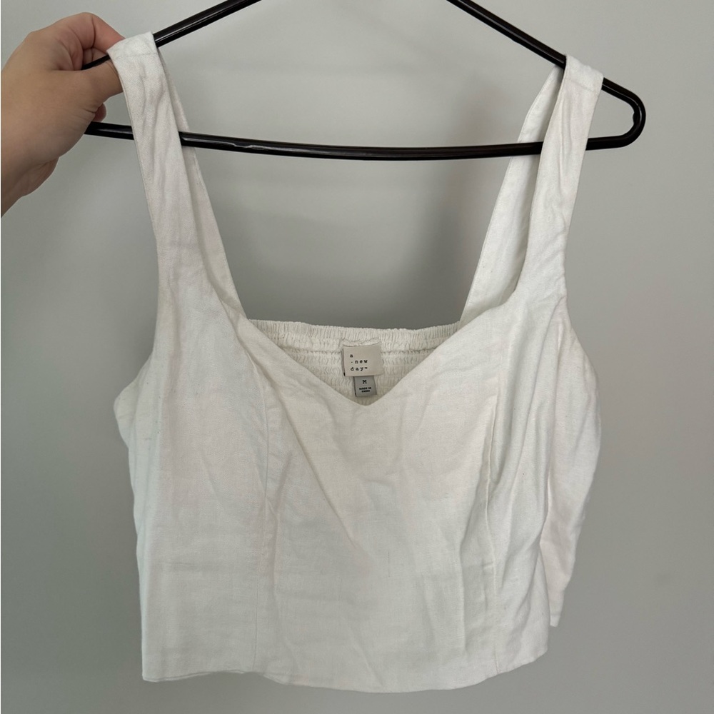 White Sleeveless Women's Top